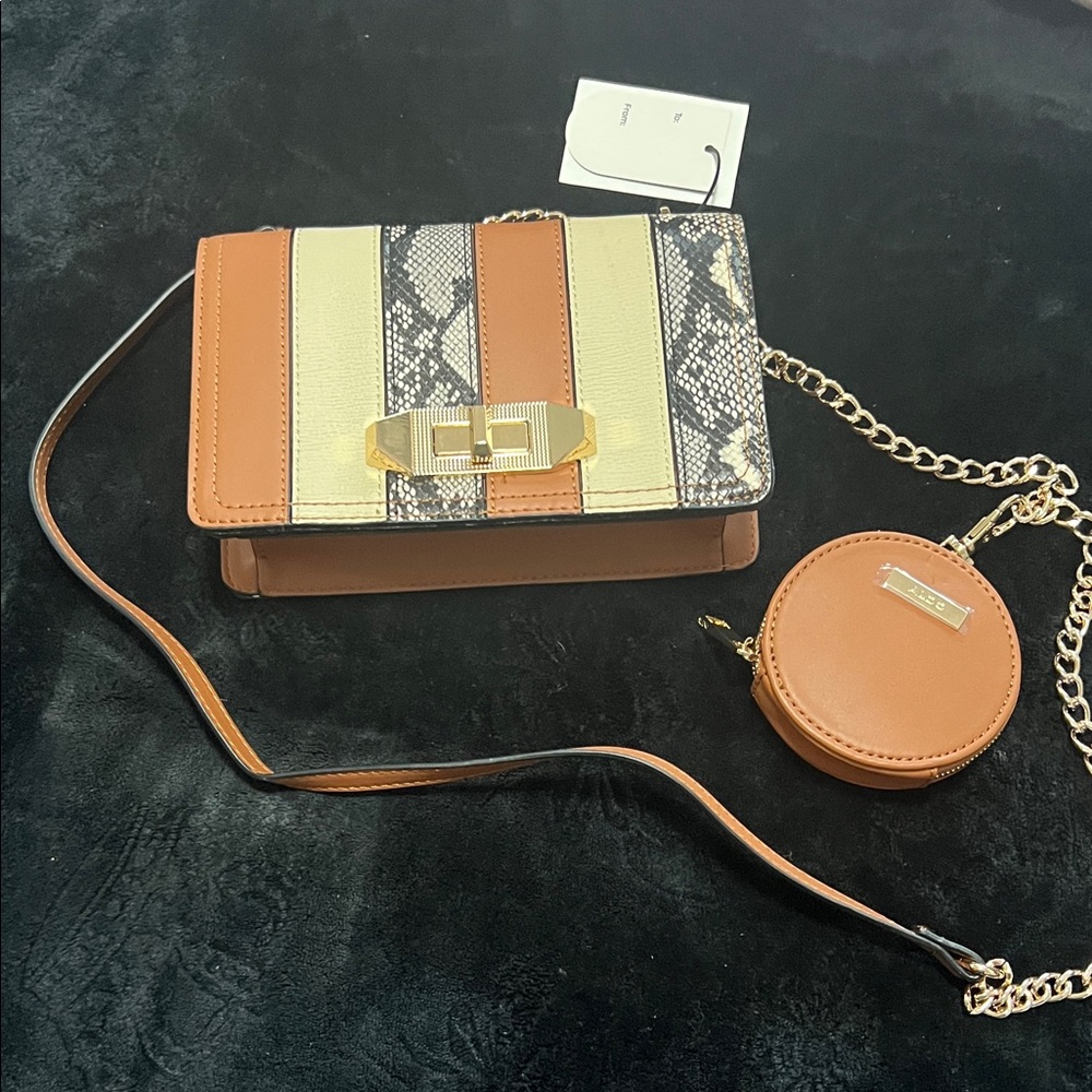 Elegant Brown and Cream Women's Bag
